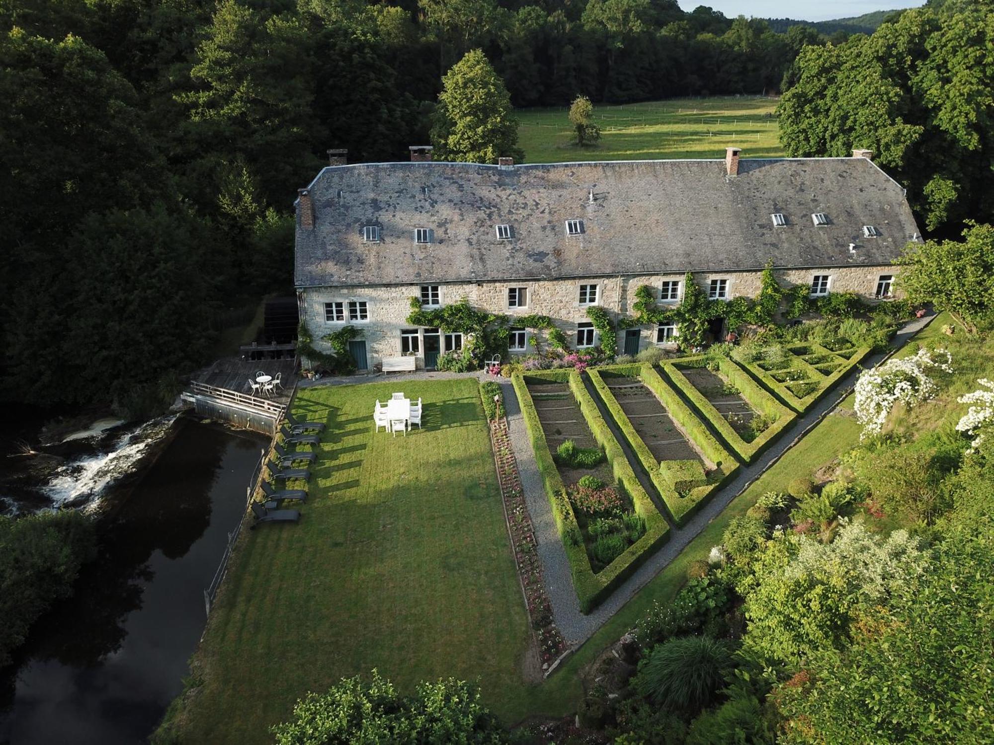 B&B Le Moulin De Resteigne Exterior foto